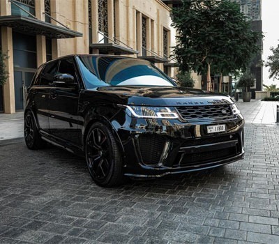 Explore Dubai while experiencing the power, style and luxury of Range Rover SVR